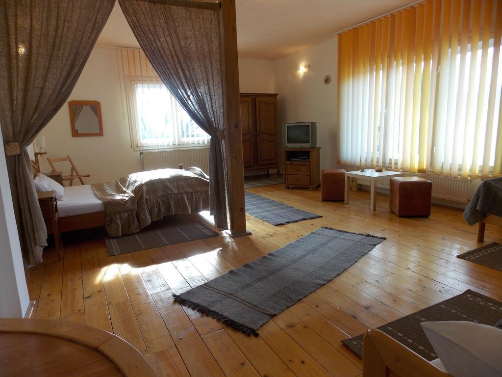 Casa Fortyogo Tîrgu Secuiesc Camera foto