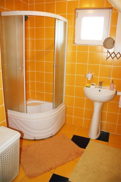 Casa Fortyogo Tîrgu Secuiesc Esterno foto